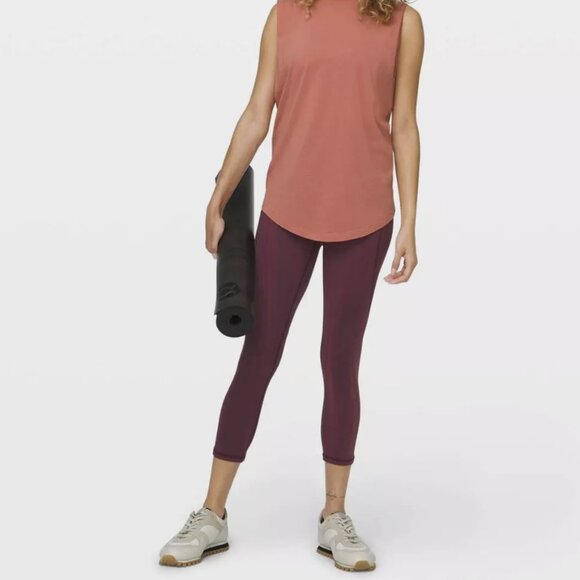 Lululemon In Movement Leggings | Size 2 | 23" Inseam - Picture 2 of 8